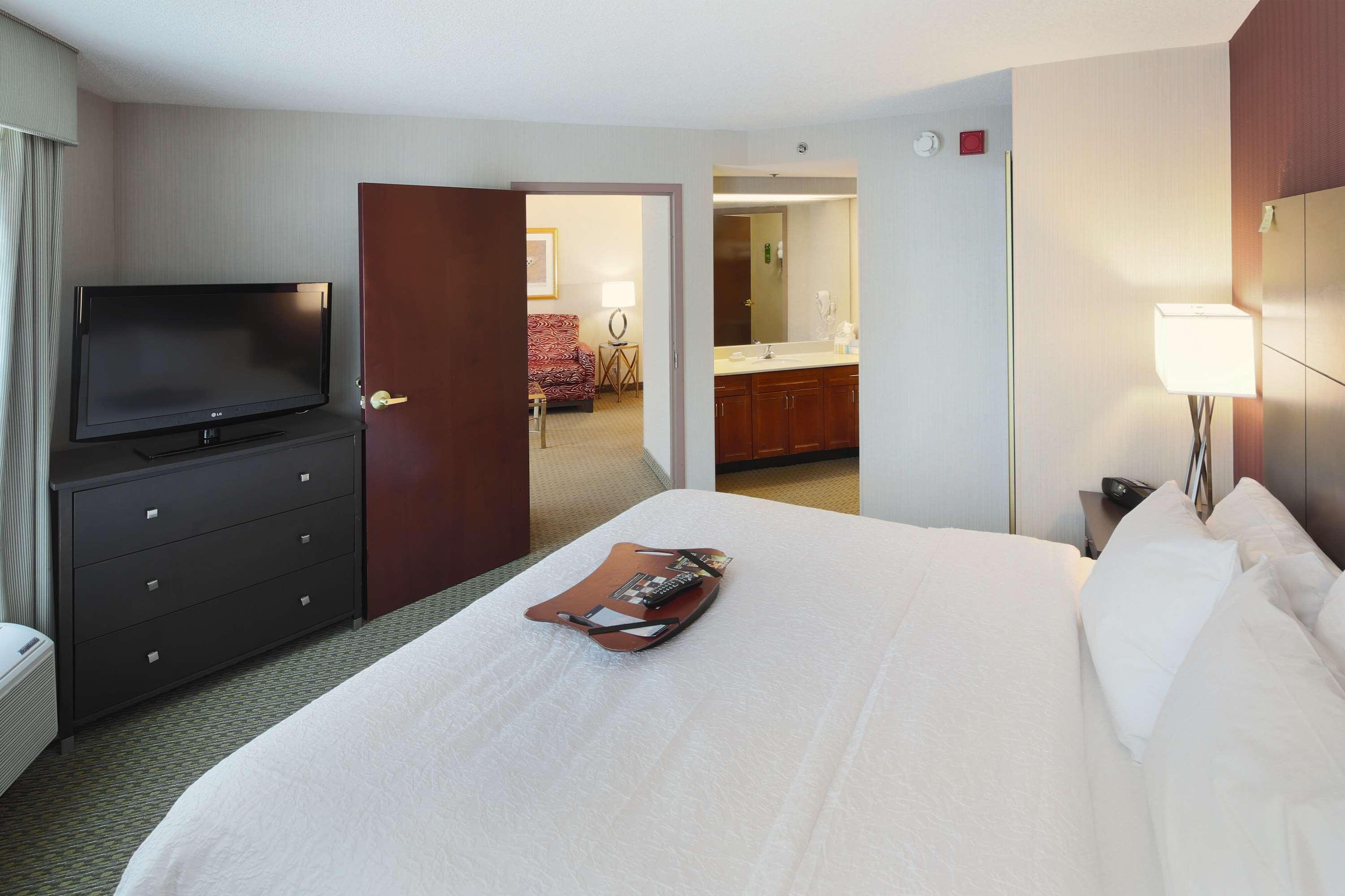 Hampton Inn & Suites Arlington Crystal City Dca Dış mekan fotoğraf