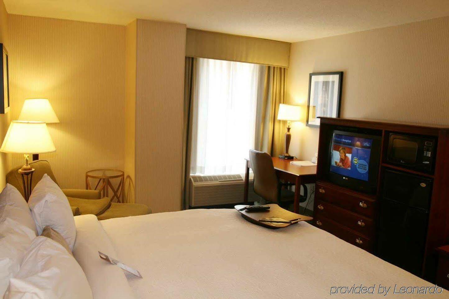 Hampton Inn & Suites Arlington Crystal City Dca Dış mekan fotoğraf